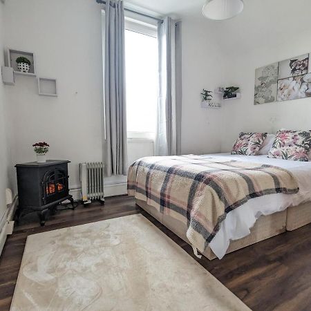 Whitchurch 1 Bedroom Apartment Cardiff Exterior foto