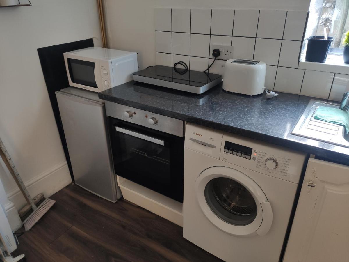 Whitchurch 1 Bedroom Apartment Cardiff Exterior foto