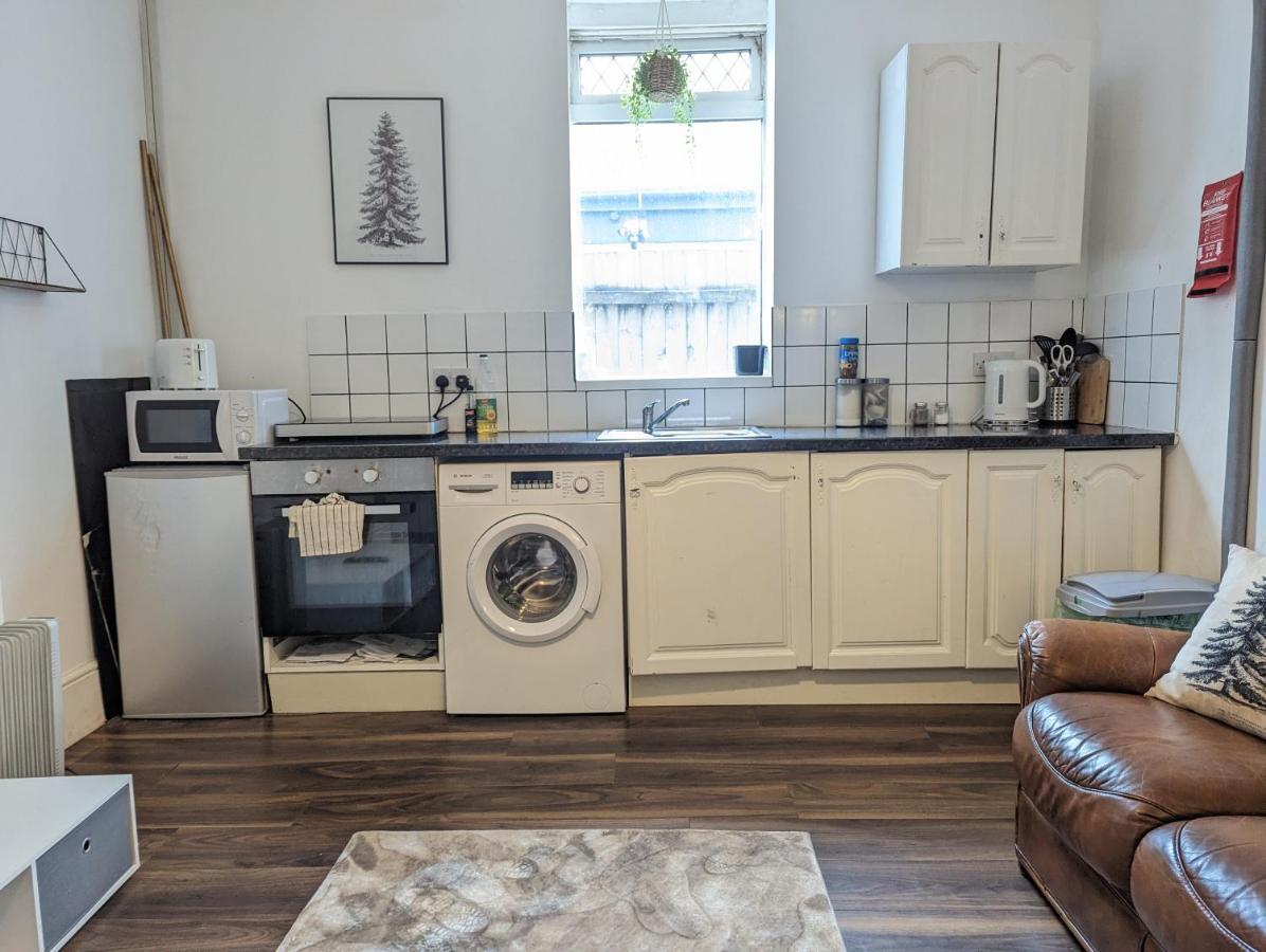 Whitchurch 1 Bedroom Apartment Cardiff Exterior foto